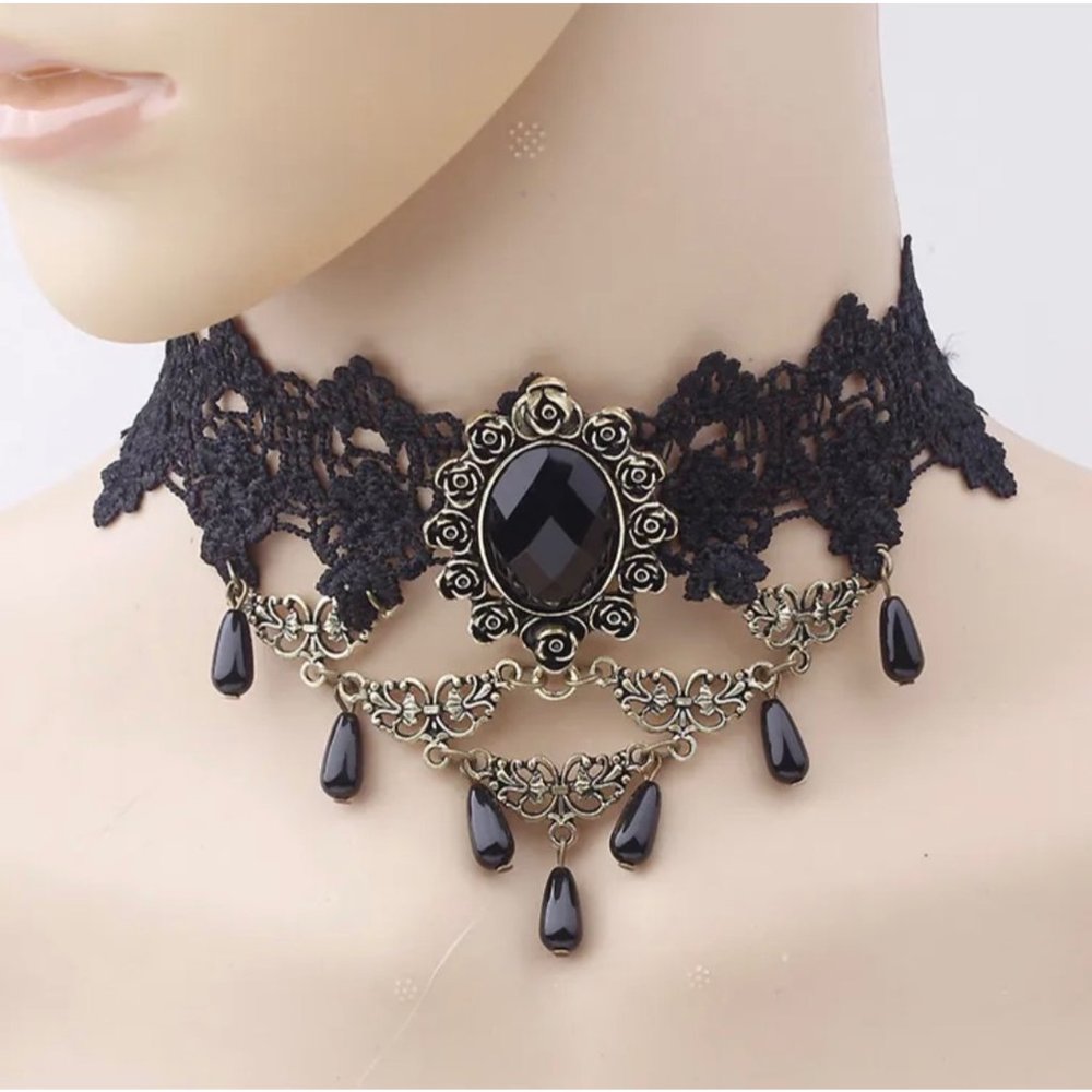 black retro layered dangle lace pendant choker - Picture 4 of 4